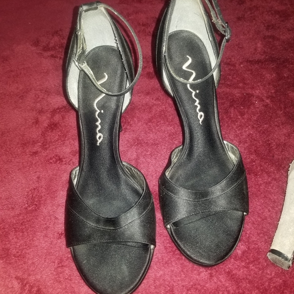 Suede boots and sandals - Picture 8 of 10